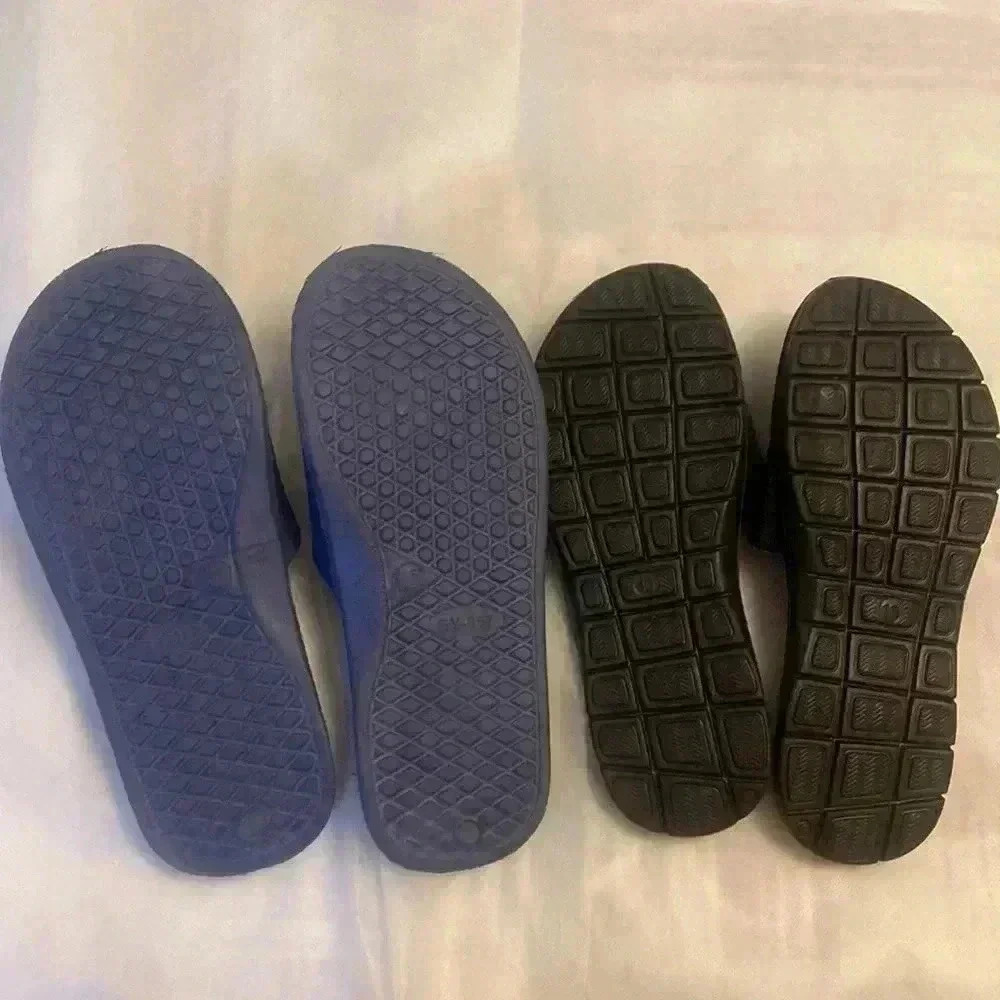 Flip flops 2 pair for 1 price. New - Picture 2 of 2